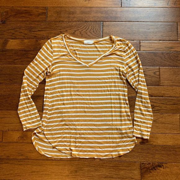 A.Gain Mustard Yellow Striped 3/4 Tee Size Small - Picture 2 of 5